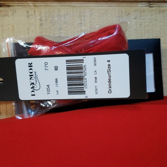 Alexander by Daymor Couture NWT Red Sleeveless Maxi Ball Gown Size 4 #10… - Picture 5 of 10